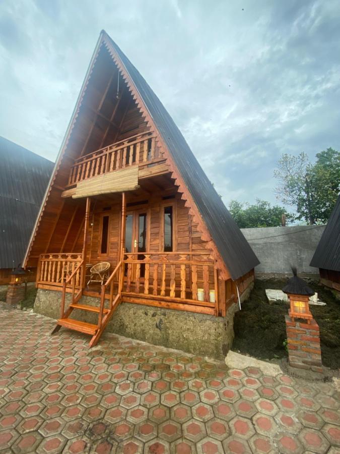 Resort & Resto Talaga Sundayana Subang Luaran gambar